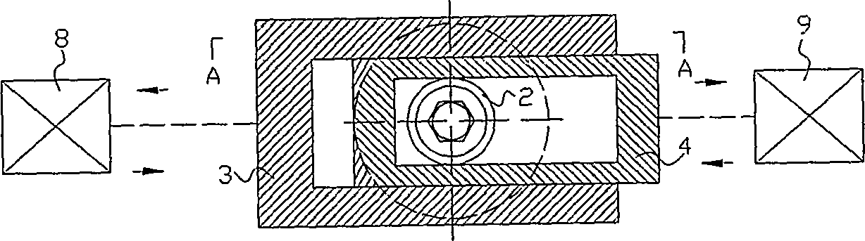 Slidable cylinder cover type variable compression ratio engine