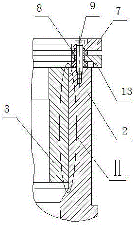 Umbrella-type hydro-generator shaft insulating structure