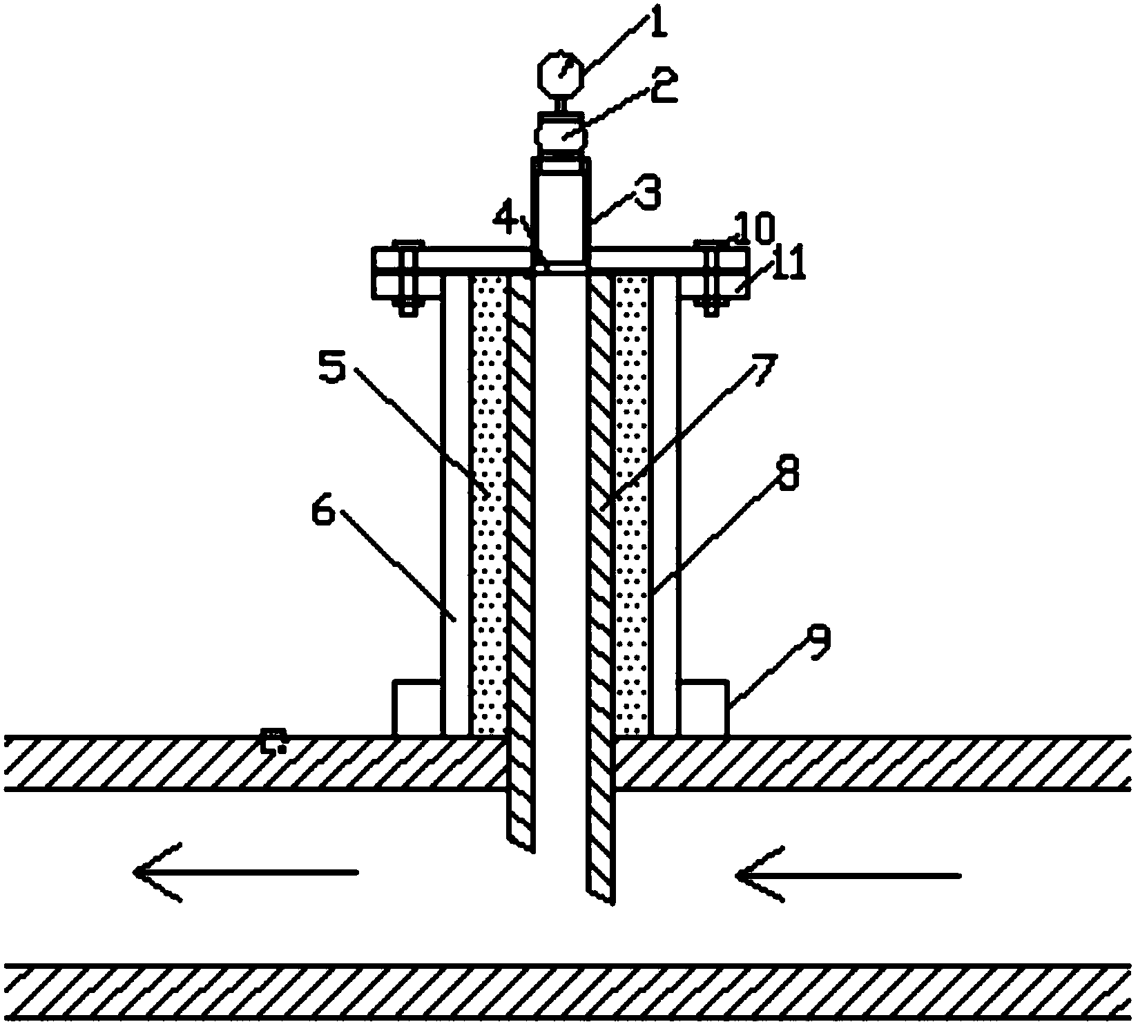 Anti-freezing pressure tapping pipe provided with heating pipe
