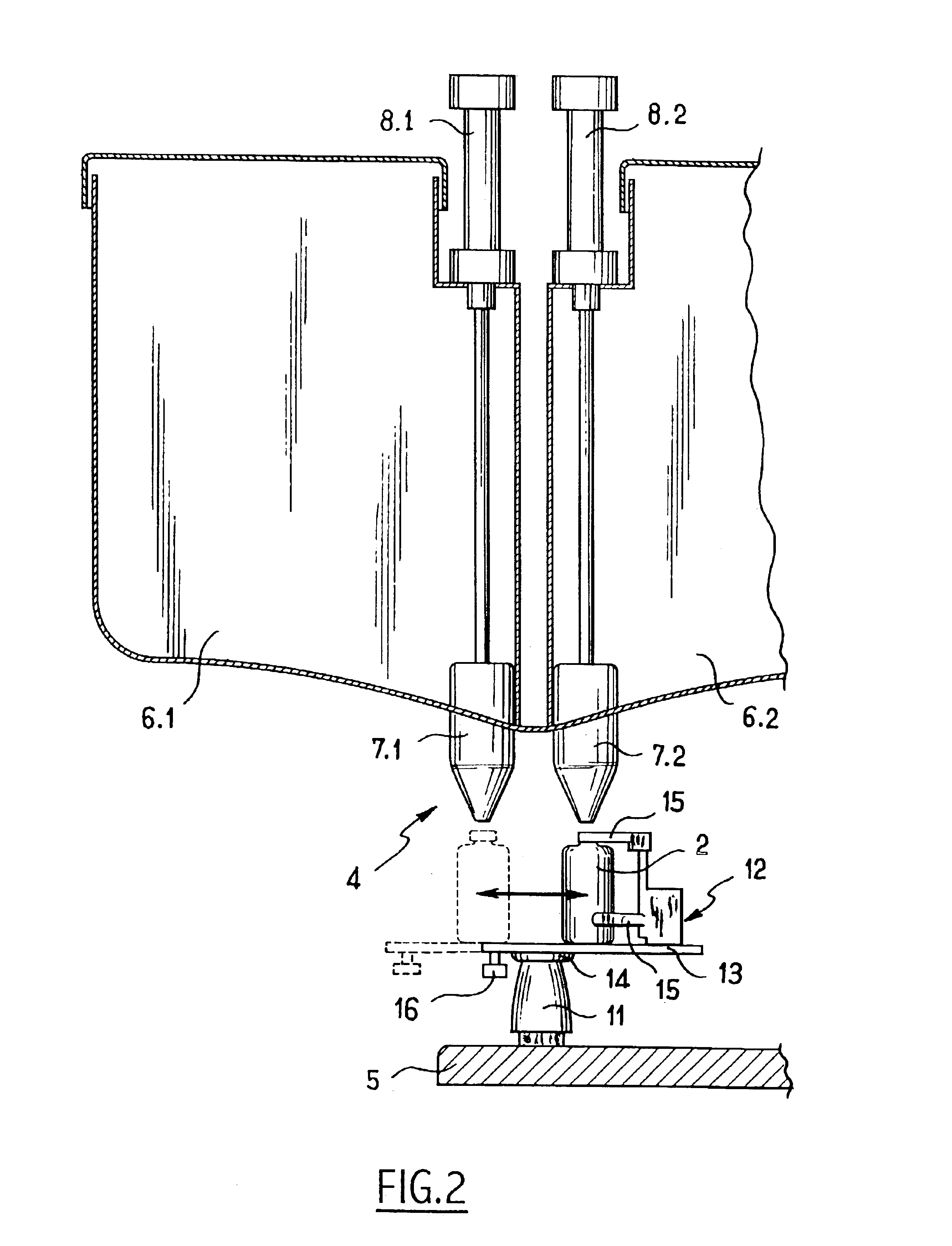 Installation for filling receptacles with varying product compositions