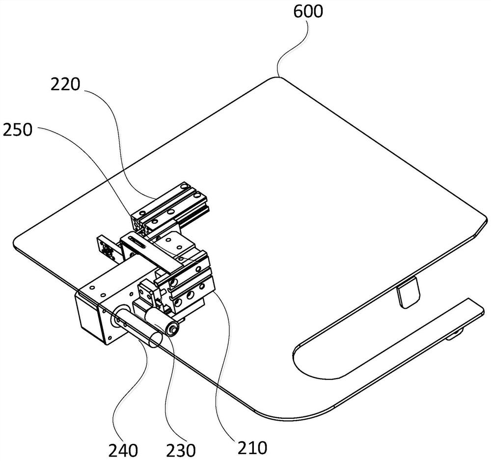 Shoulder strap folding device and method