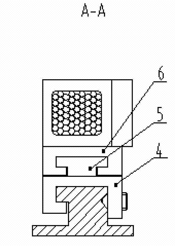 Clamping device of blade type precision forging part