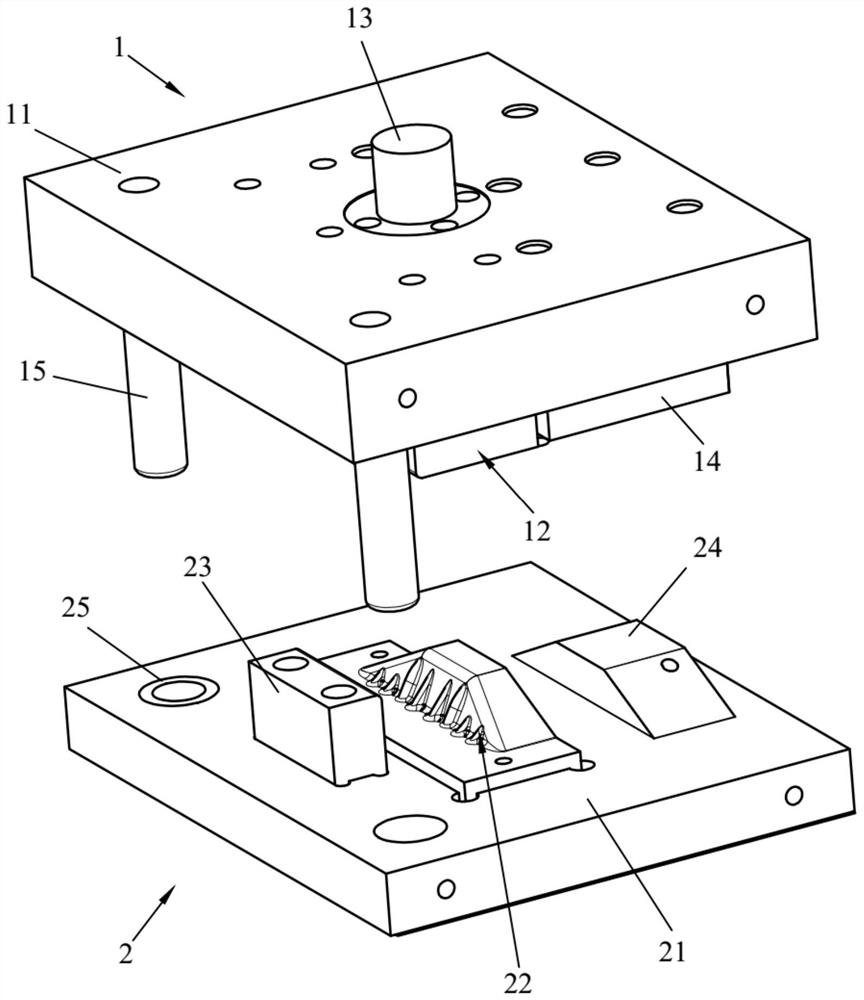 Corrugated board end forming die and corrugated board end forming device