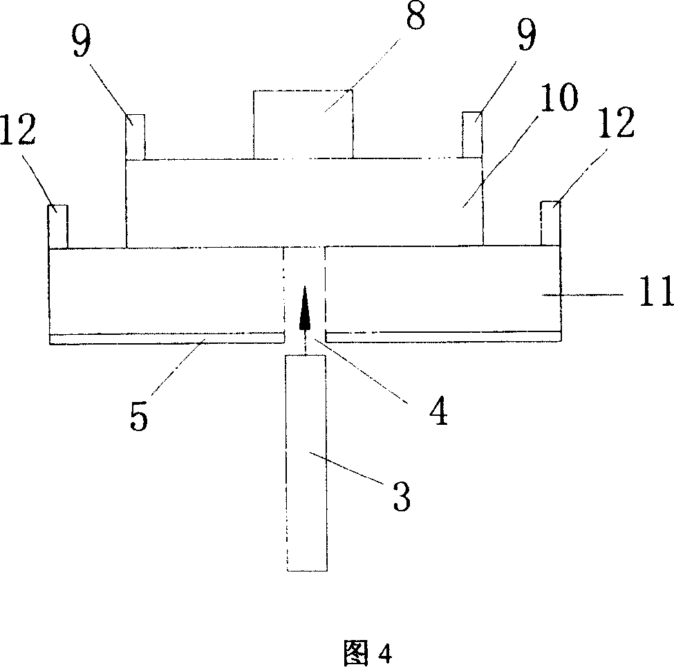 Omnibearing self-aligning method for detector-optical fiber coupling