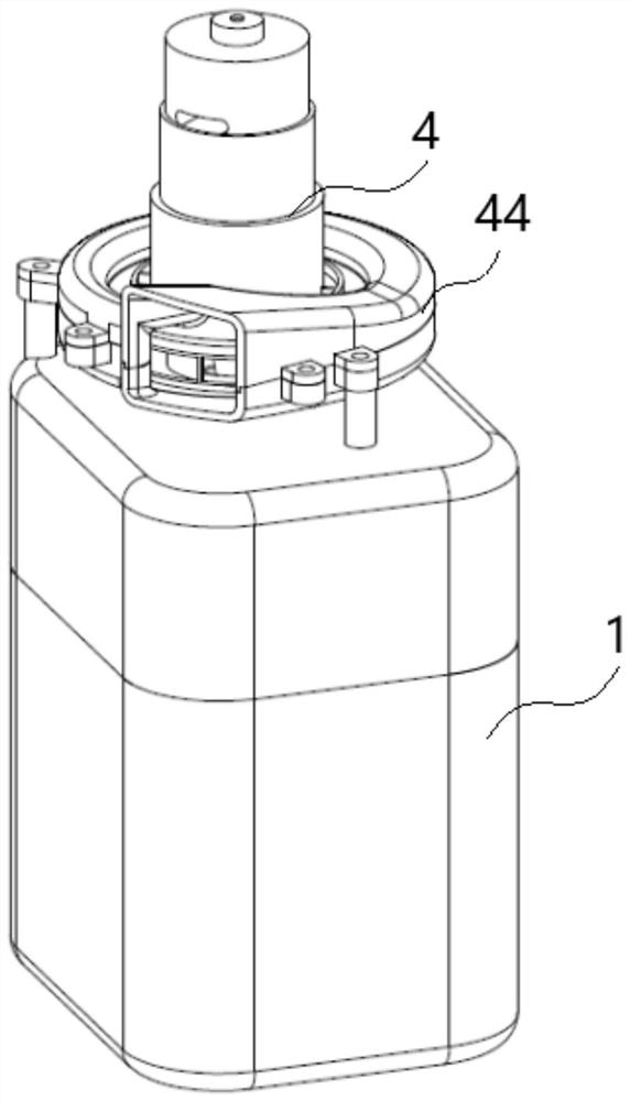 Water-vapor separation device and cleaning equipment