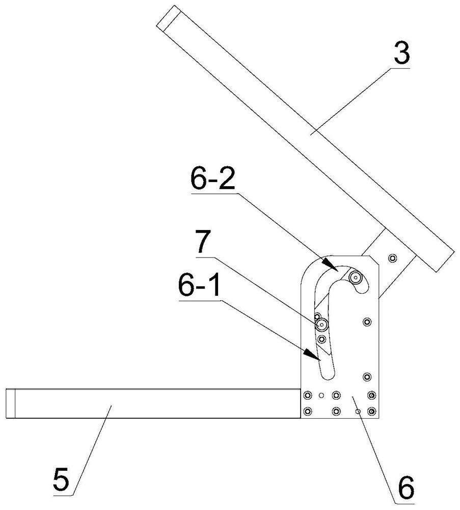 An aviation blade wax mold opening device