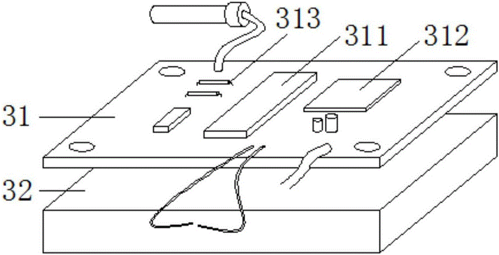 Short-range self-powered monitor for pipe fluid information