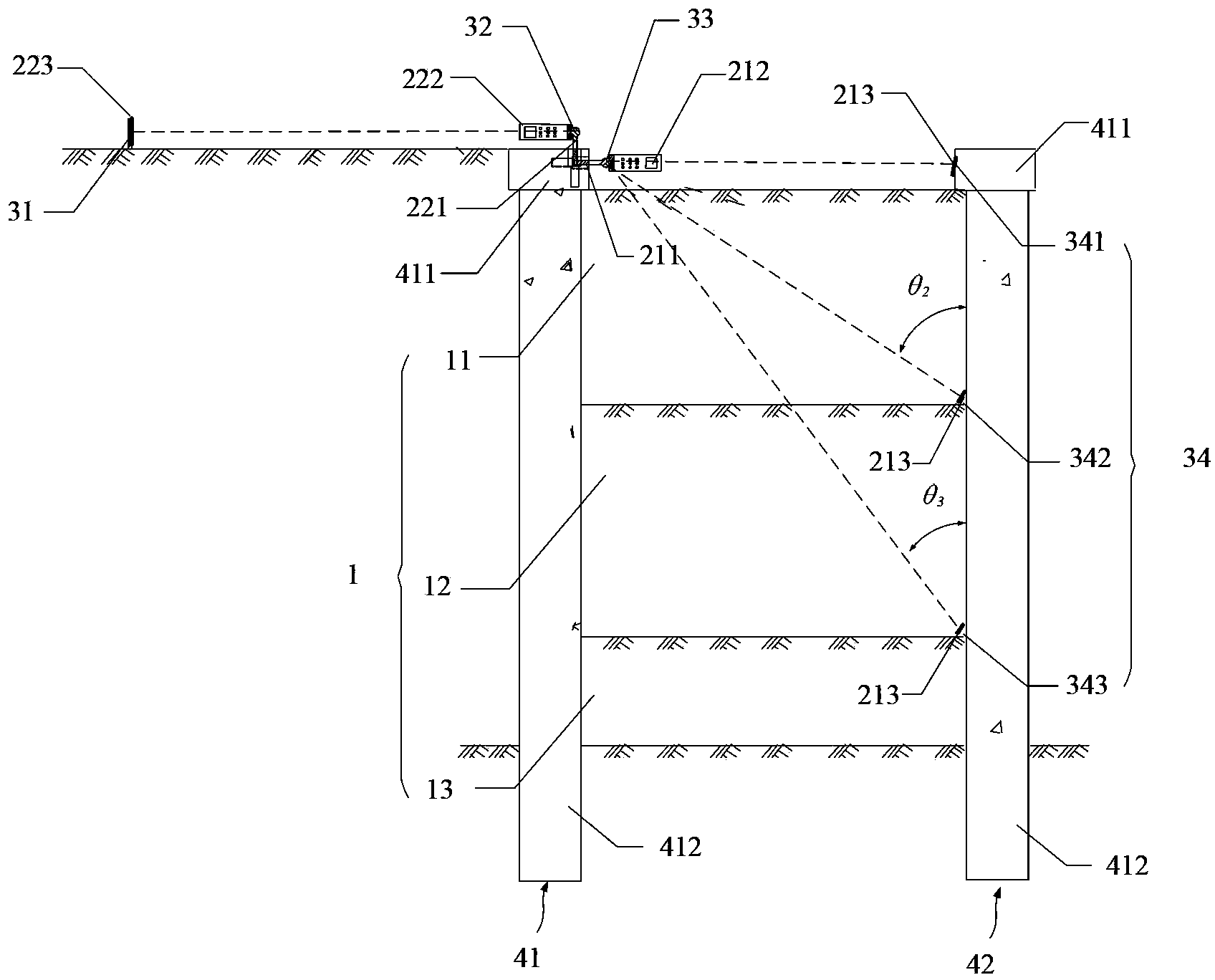 Measuring device and measuring method for layering horizontal displacement of base pit enclosing structure