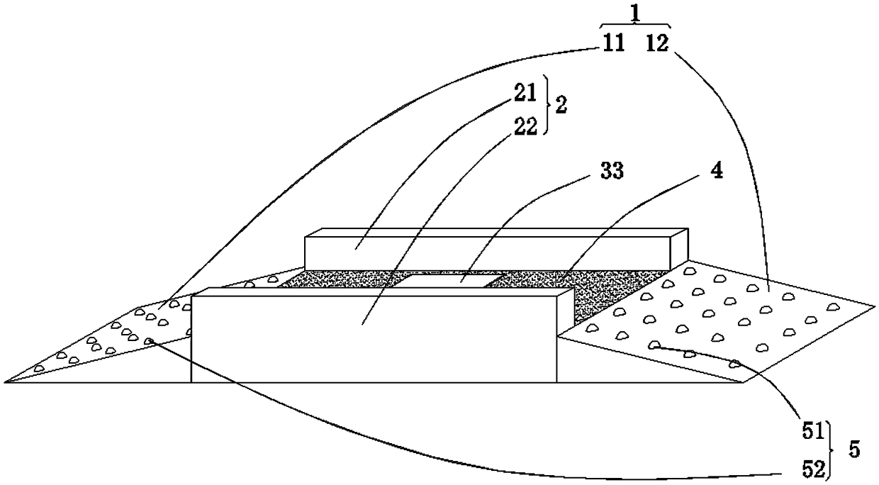 Dynamic weighing device of whole vehicle scale capable of realizing continuous vehicle passing