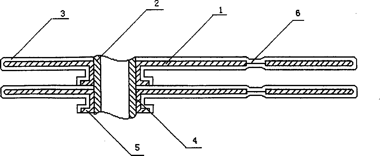Evaporating heat exchanger with moistened surface