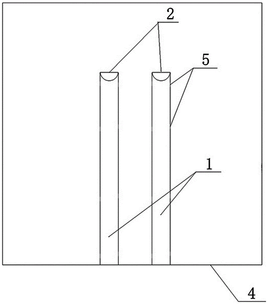 Slot leaving construction equipment and slot leaving construction method for concrete wall