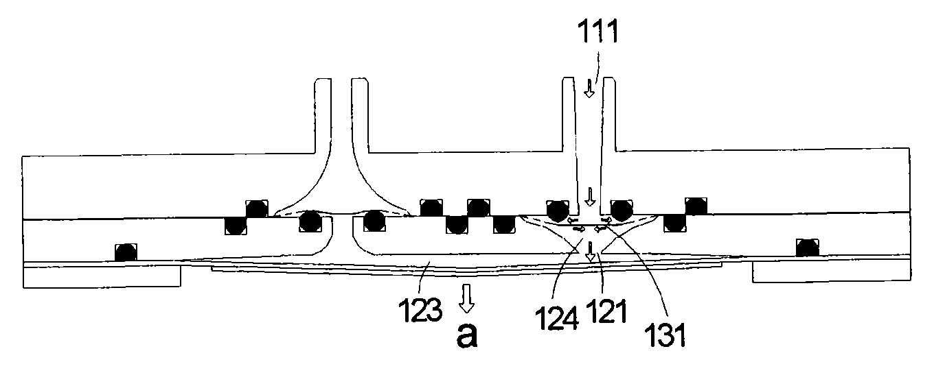 Fluid conveying device