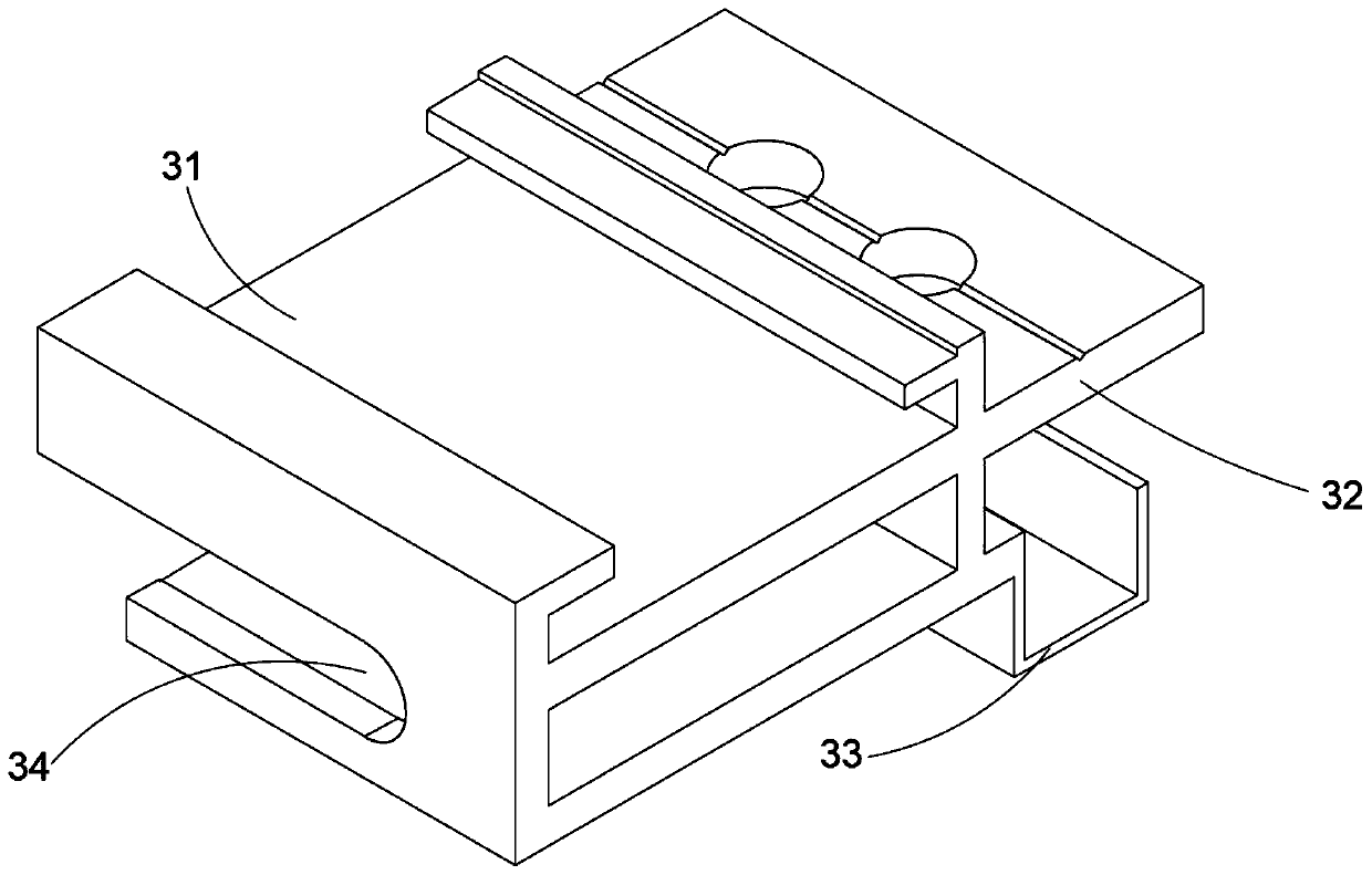 A roof decorative panel and its installation method