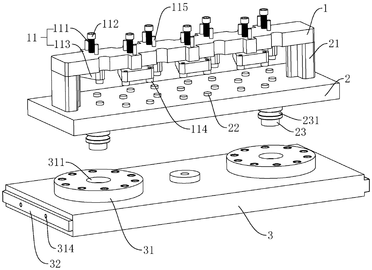 Multi-clamp tool for piston connecting rod and operation method thereof