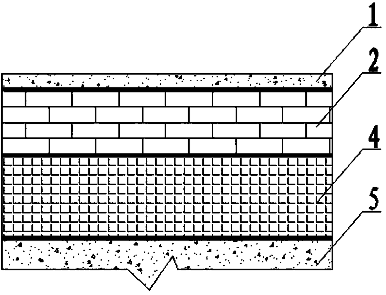 Combination building method for brick masonry comprising sliding layer