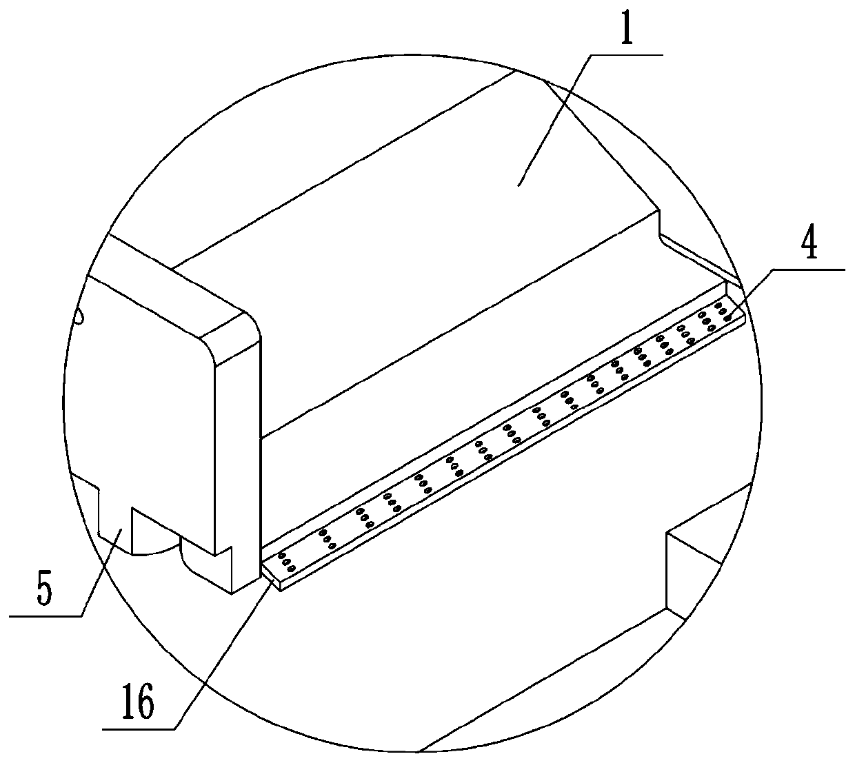 Flow-guiding anti-splashing mechanism for preventing cooling water from splashing out of water tank