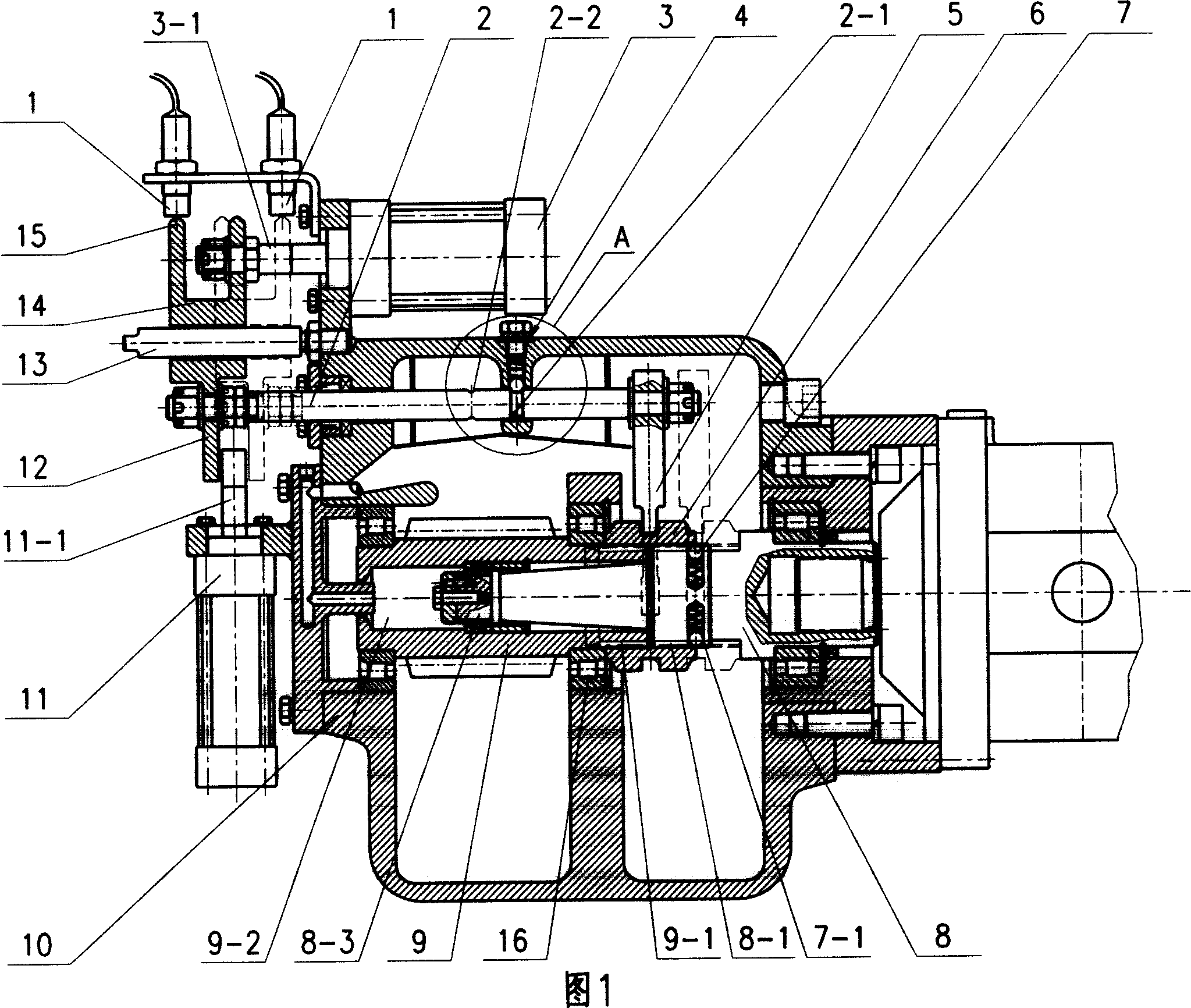 Axle gear box shifting locking mechanism