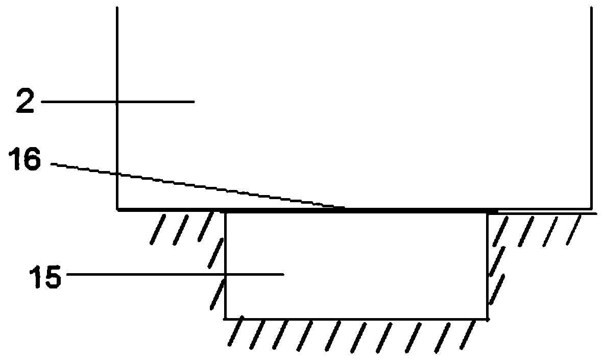 Water tank apparatus with bi-directional water stream