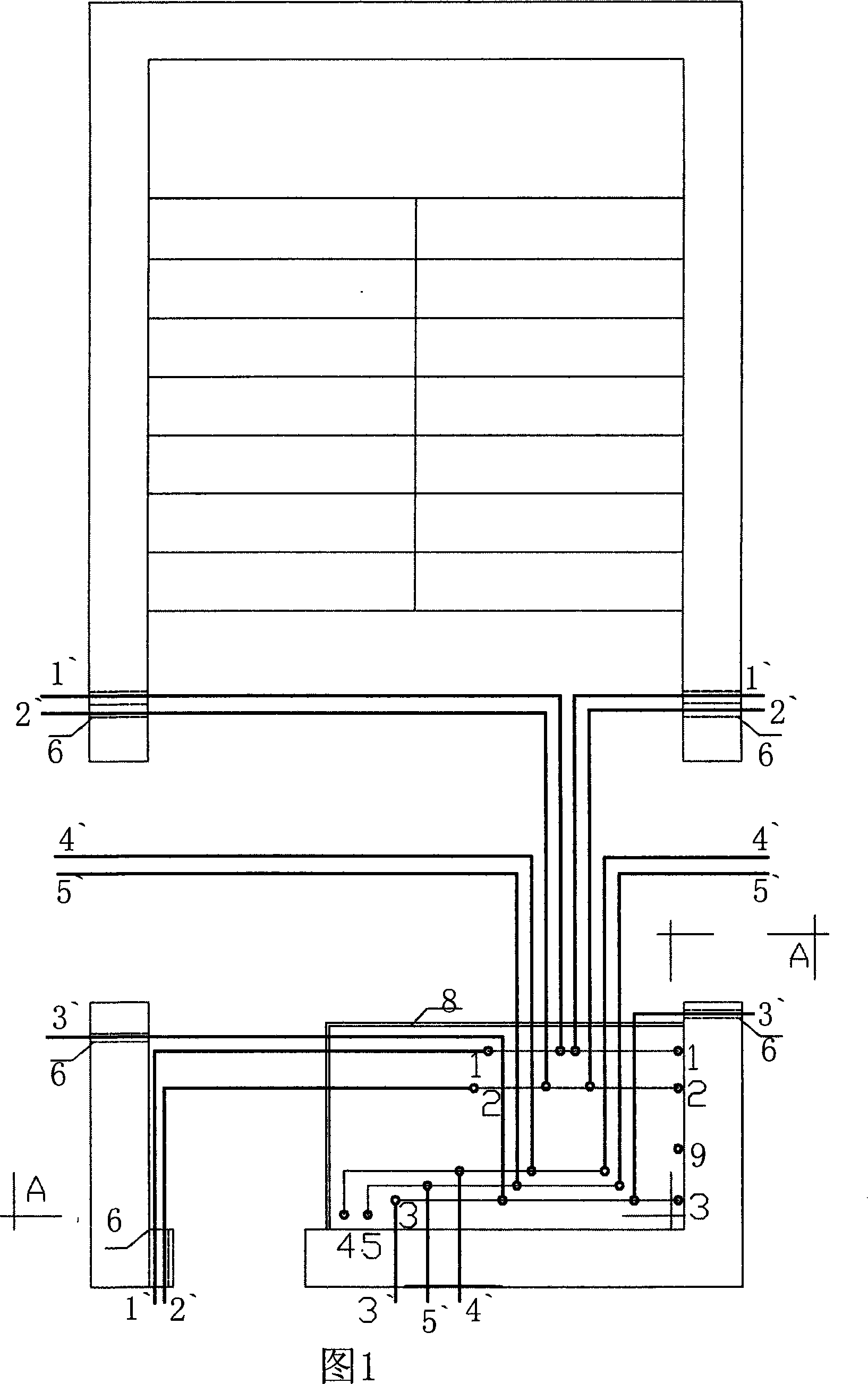 Split method of integrated vertical pipe for one-elevator and multiple-apartment building