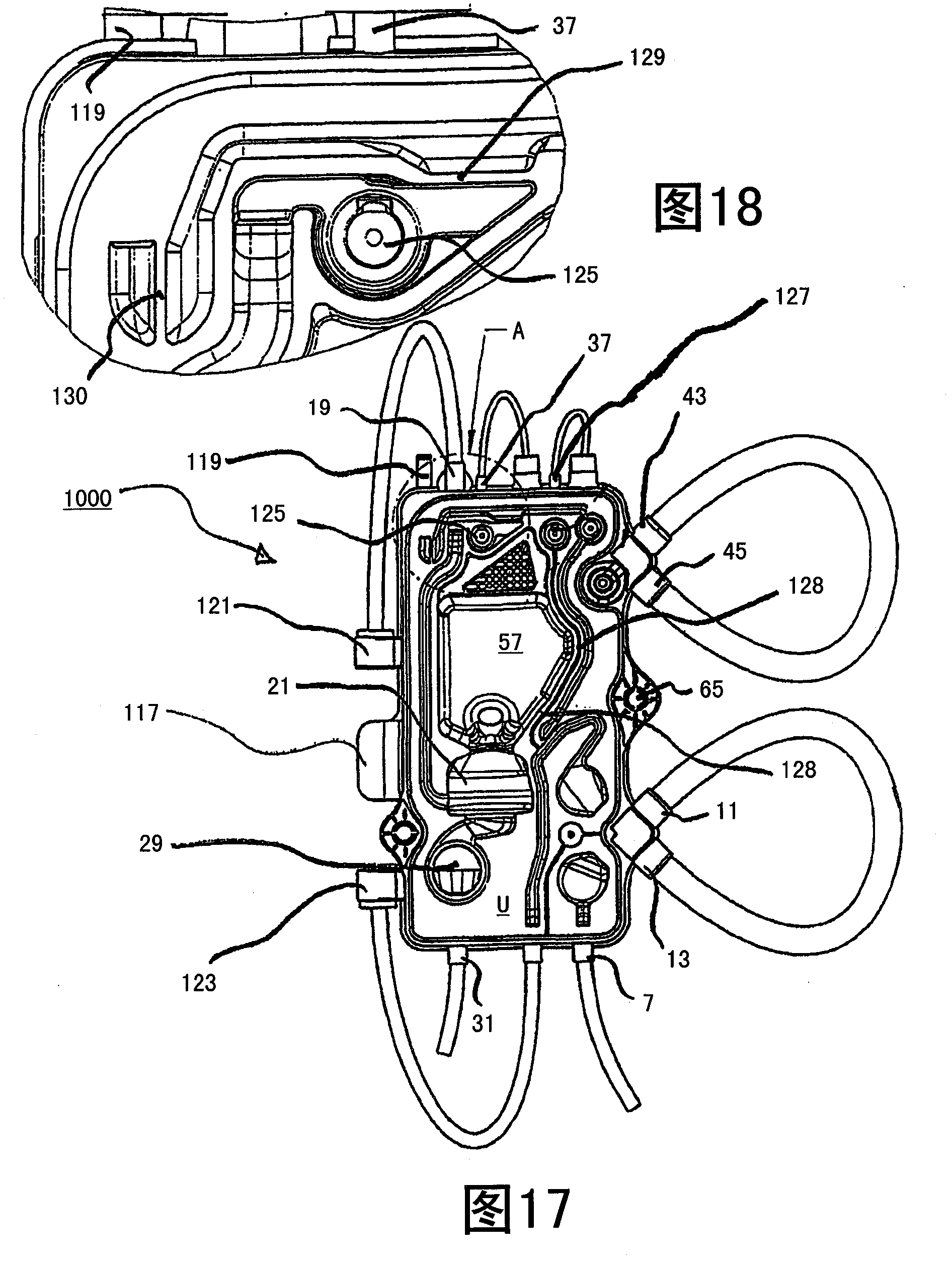 External functional device, blood treatment apparatus for accommodating such an external functional device, and methods