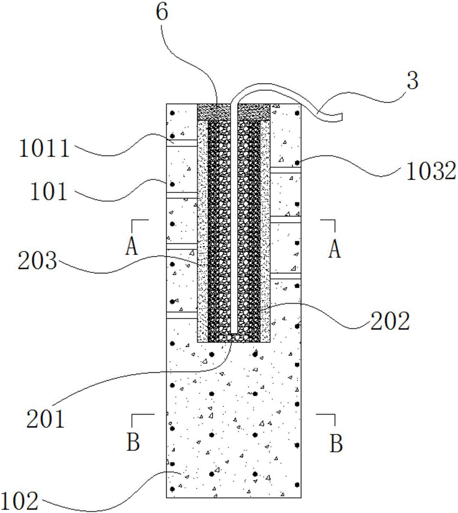 Semi-hollow pile having drainage and skid resistance effects and construction method of semi-hollow pile