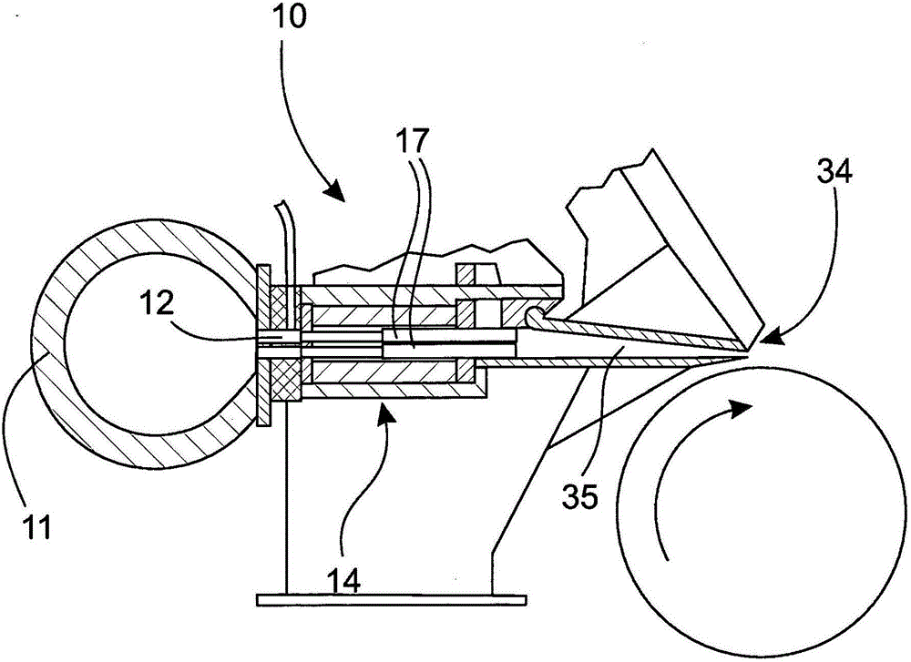 Flow pipe for the turbulence generator of the headbox of a fibre web machine and a turbulence generator of the headbox of a fibre web machine