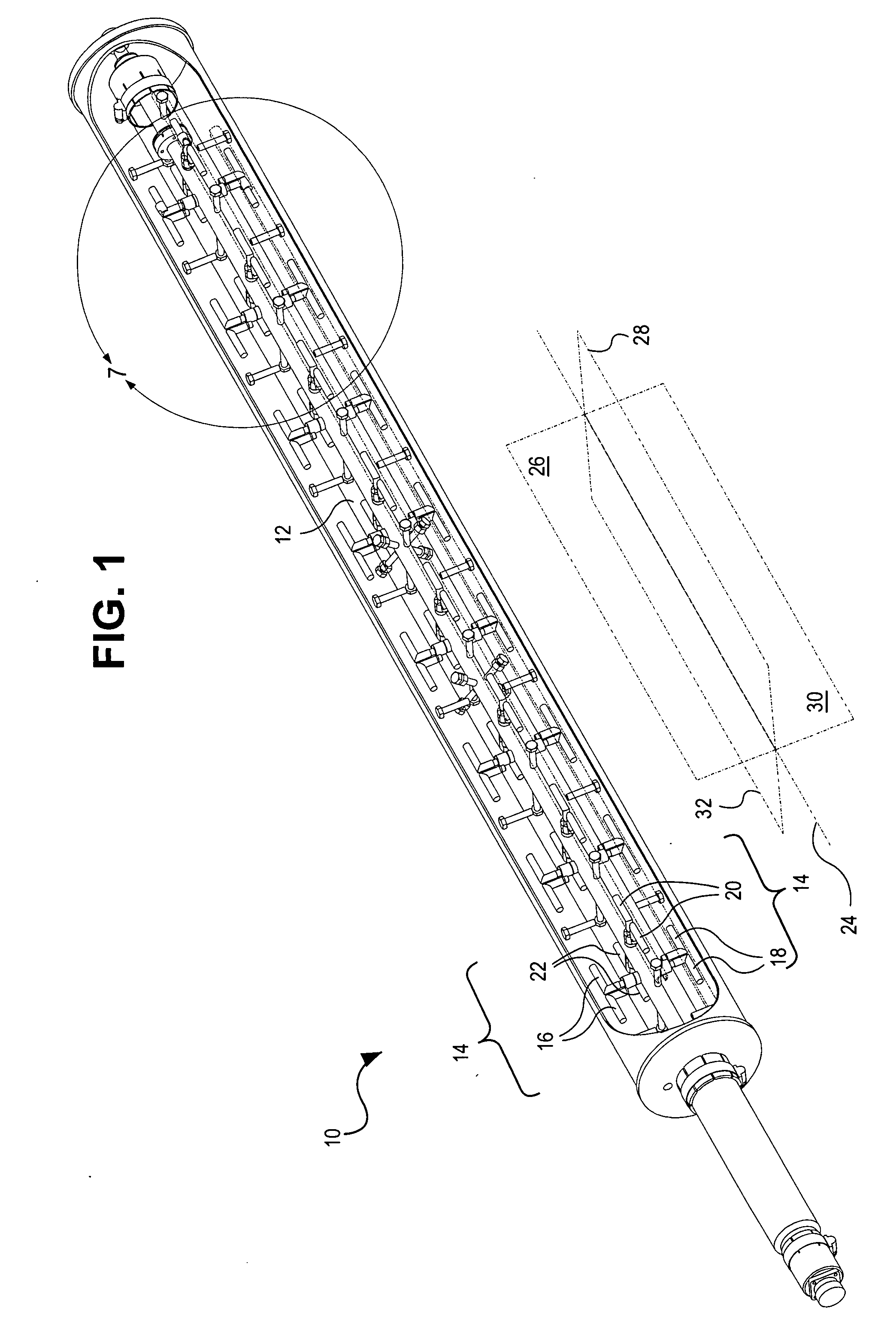 System and method of producing a null free oblong azimuth pattern with a vertically polarized traveling wave antenna