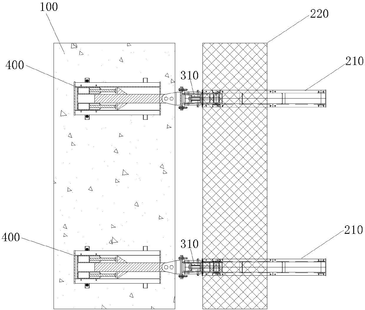 Hydraulic climbing formwork climbing attitude adjusting device, hydraulic climbing formwork and attitude adjusting method