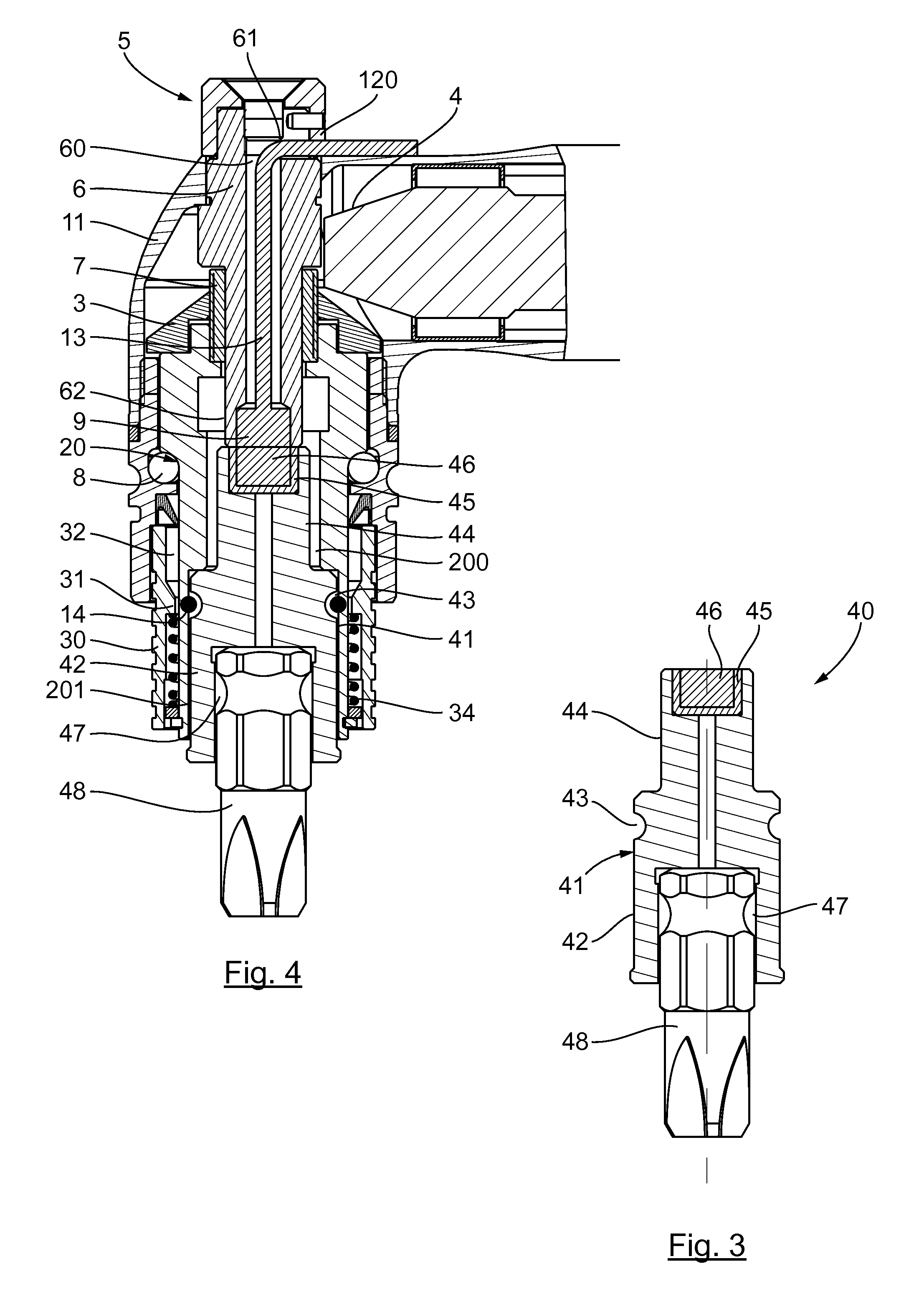 Screw driving device for recognizing screwing accessories in the coaxial position