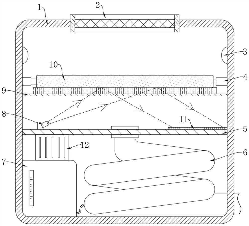 Low-noise air purifier with stable efficiency