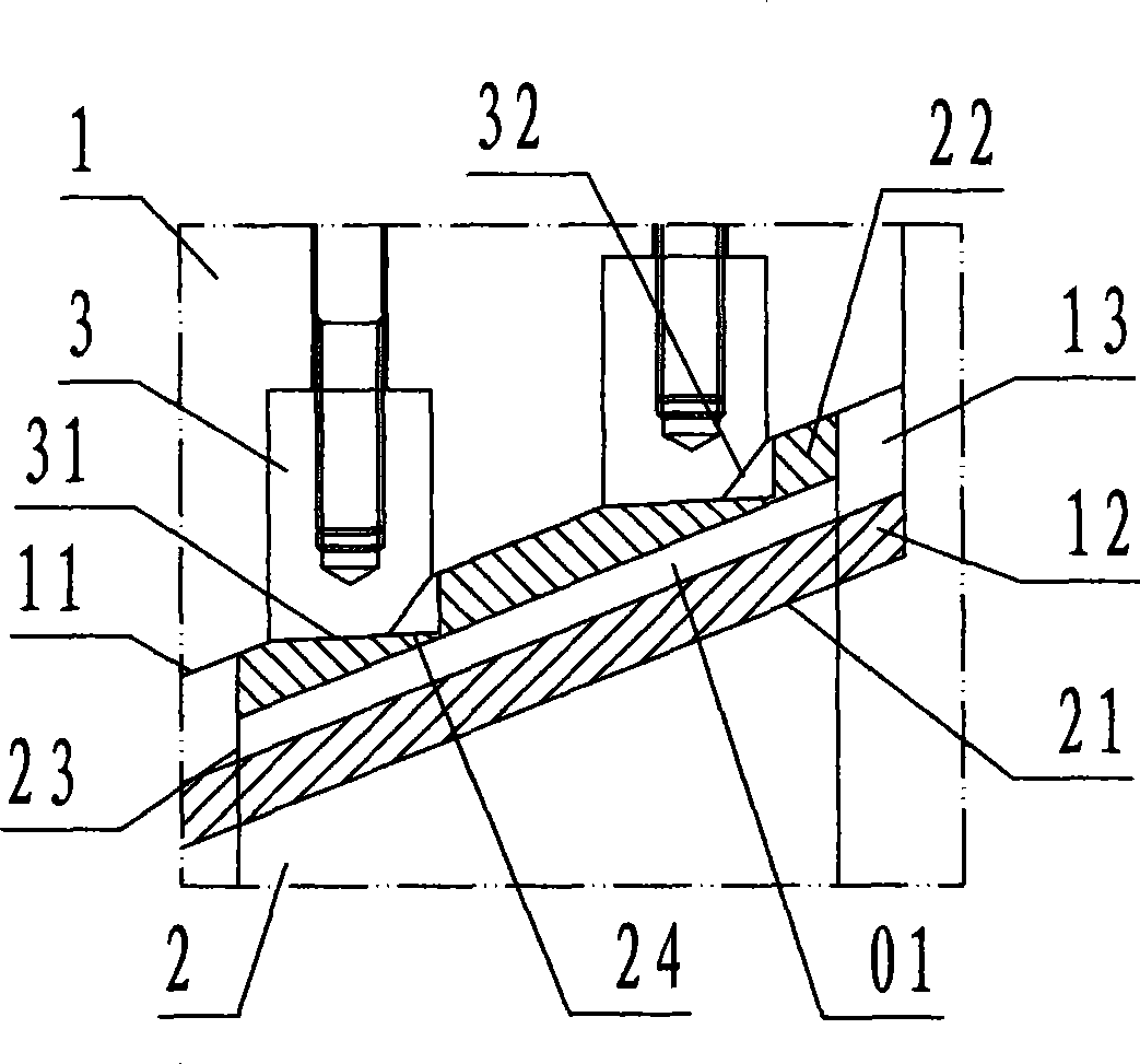Self-locking variable direction core-pulling device for injection mold