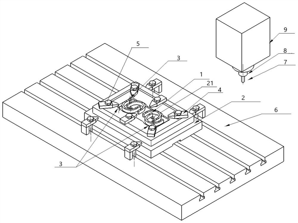 Horseshoe-shaped part machining positioning device and machining method thereof