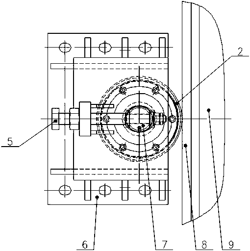 Mechanical adjusting type centering wheel device for stepping type heating furnace bottom