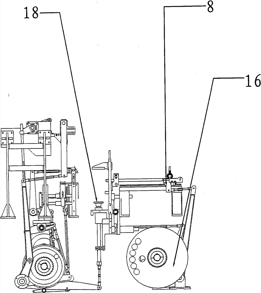 Packaging machine for soft drawn tissue for daily use