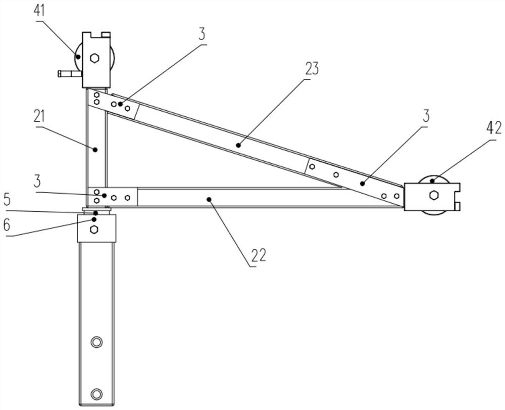 Rotary right-angle hoisting device suitable for insulating bucket arm vehicle