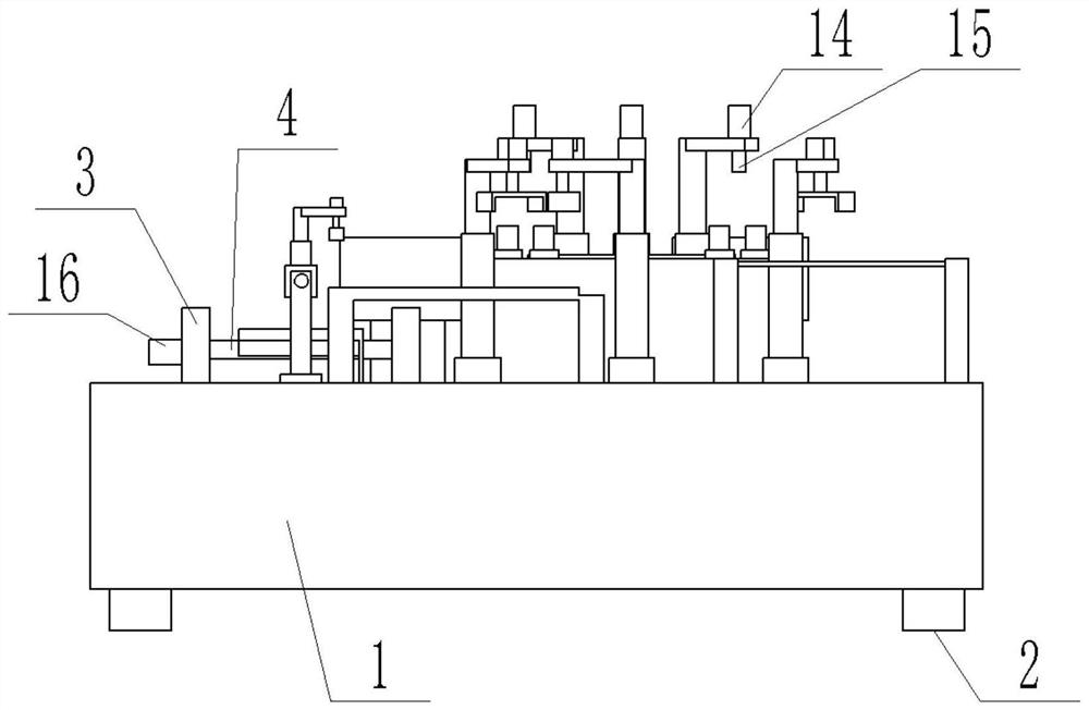 Circulating conveying device for grenade fuse assembling machine