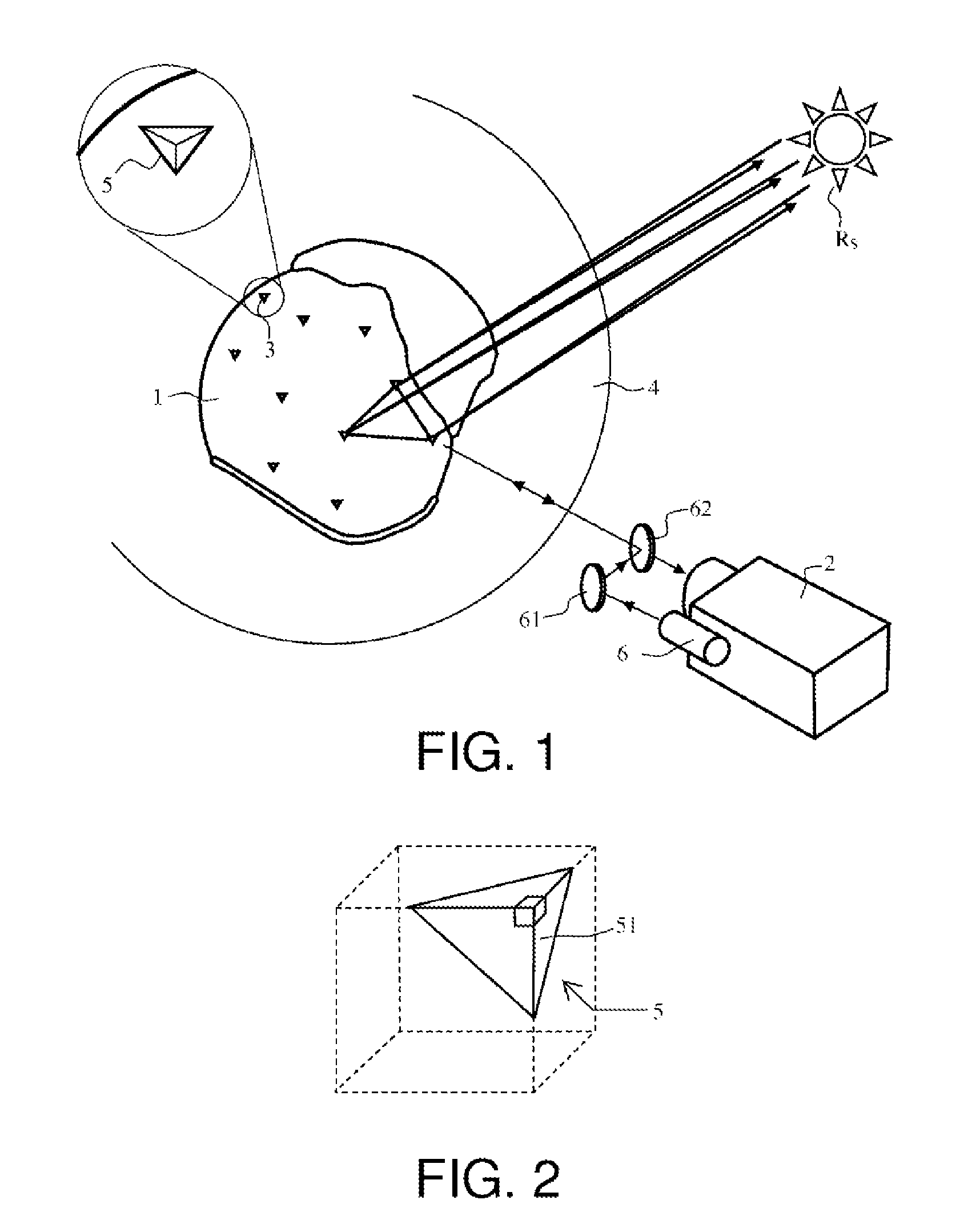 Optical reflector having semi-reflective blades for a position detection device for a helmet, and helmet comprising such a device
