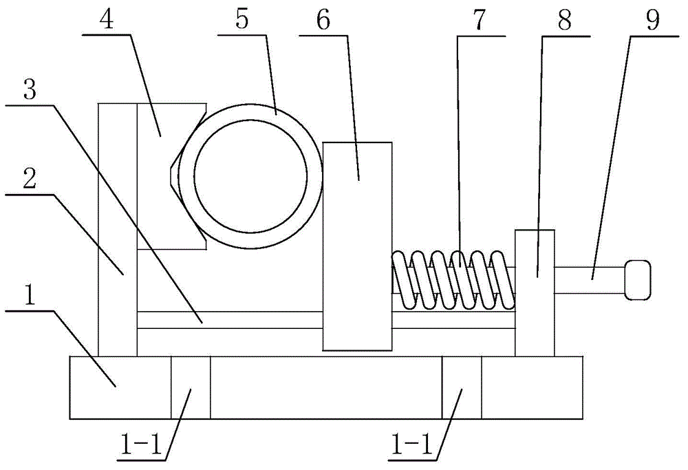 Cylindrical workpiece spring clamping device used for linear cutting