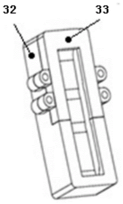 Self-adjusting fairings for trucks