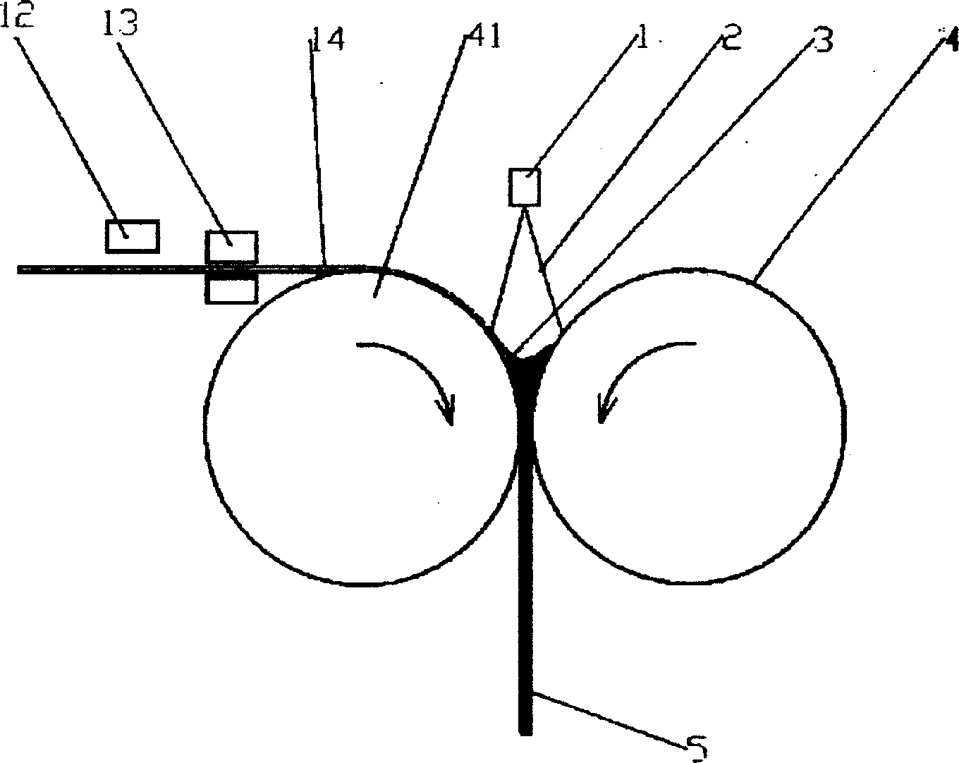 Process and apparatus for continuous producing double-metal thin plate, thin band by atomized metal ejection
