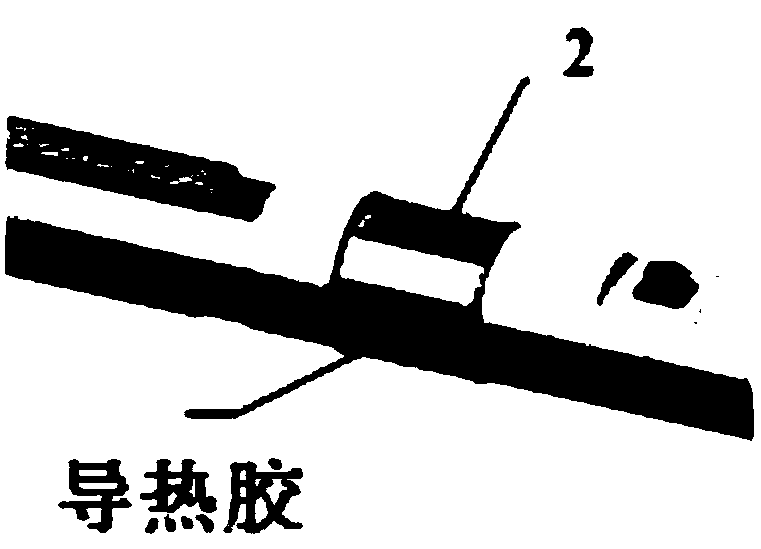 Throw-measuring type downhole thermodetector and downhole cyclic temperature measurement system