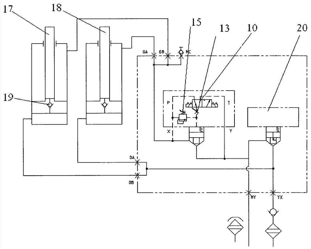 Remote control grab bucket capable of discharging in stable mode