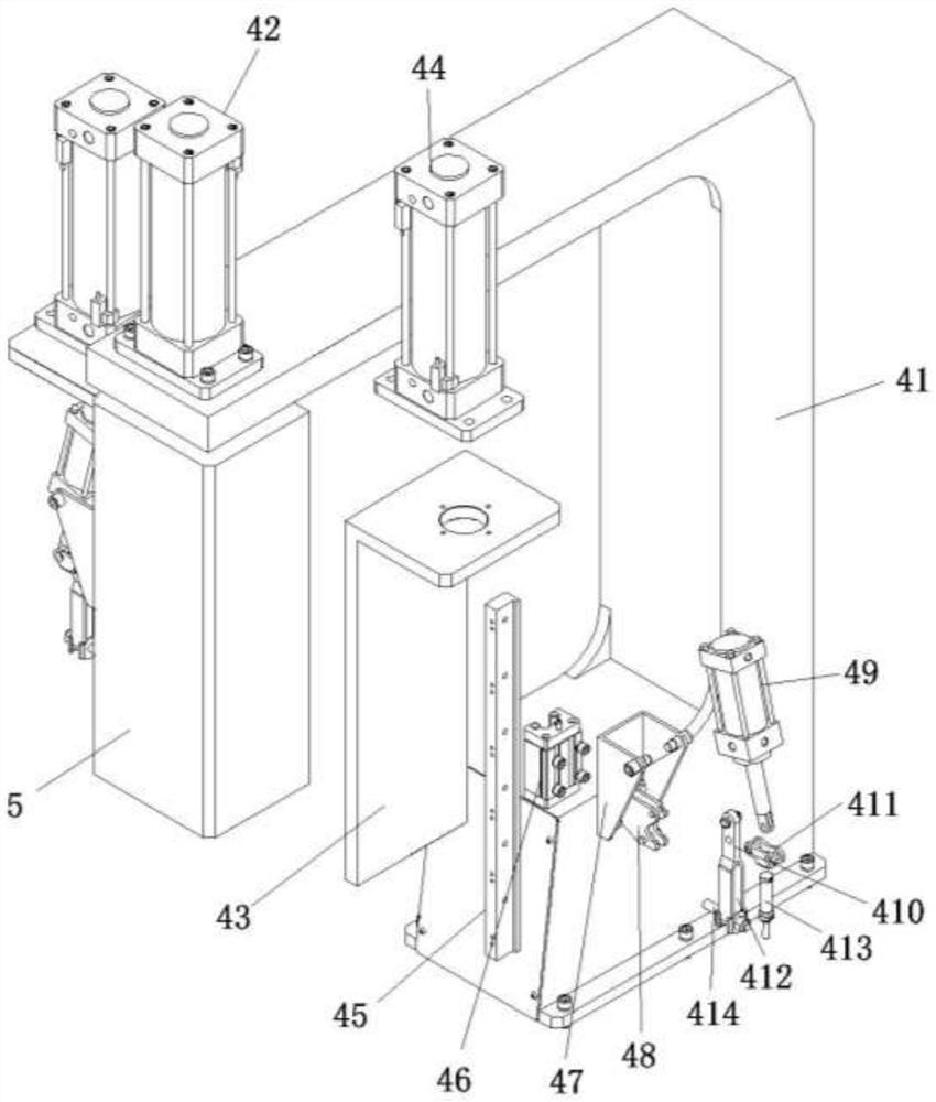 Raw material thickness measuring equipment for production and processing of metal products and use method of raw material thickness measuring equipment