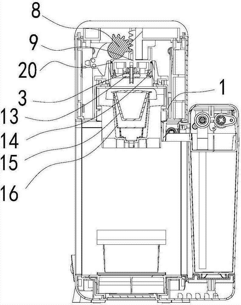 Piercing mechanism and beverage brewing device