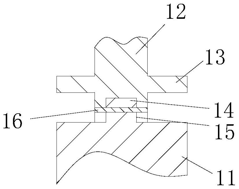 An insulated high-altitude branch gripper