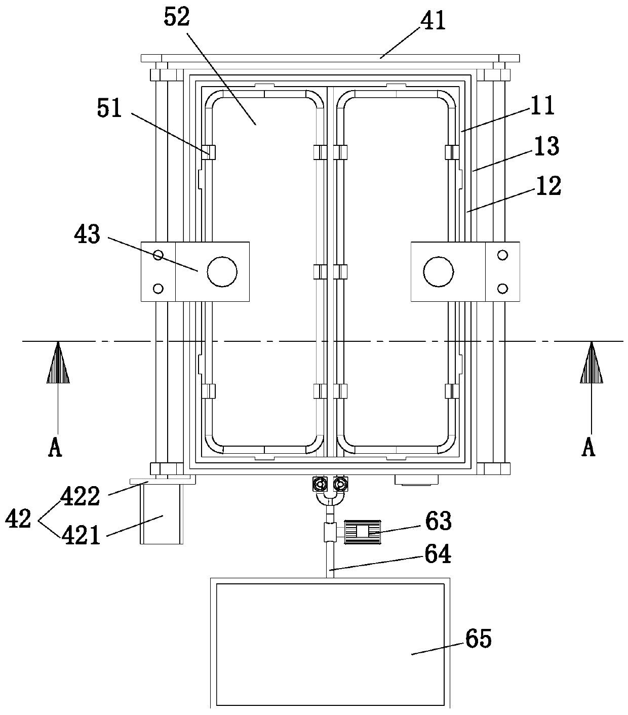 Electrolytic cell temperature regulating and controlling device and regulating and controlling method