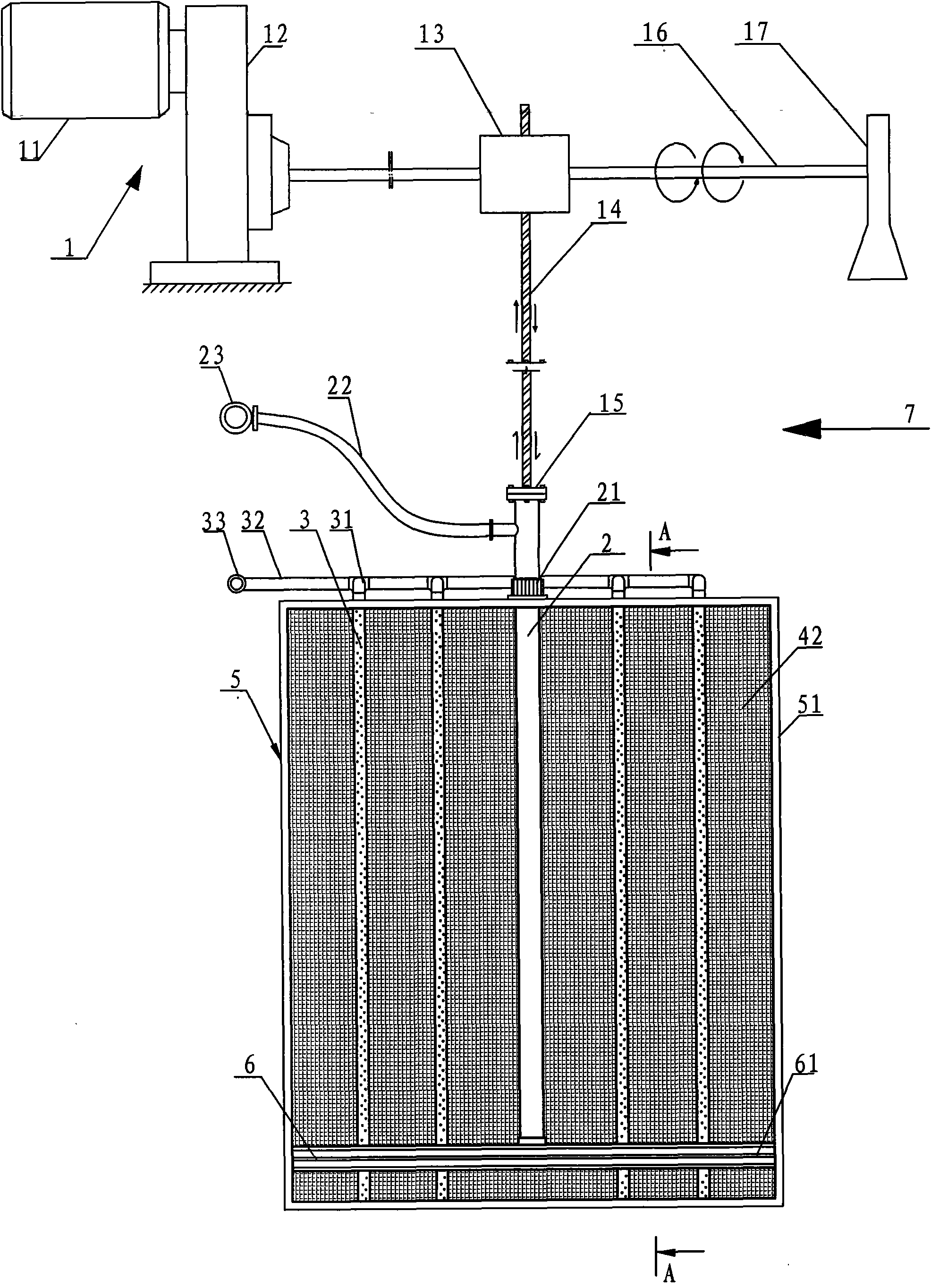 Micro-net component with continuous mobile line-shaped backwash and distributed with shock absorption and application method thereof