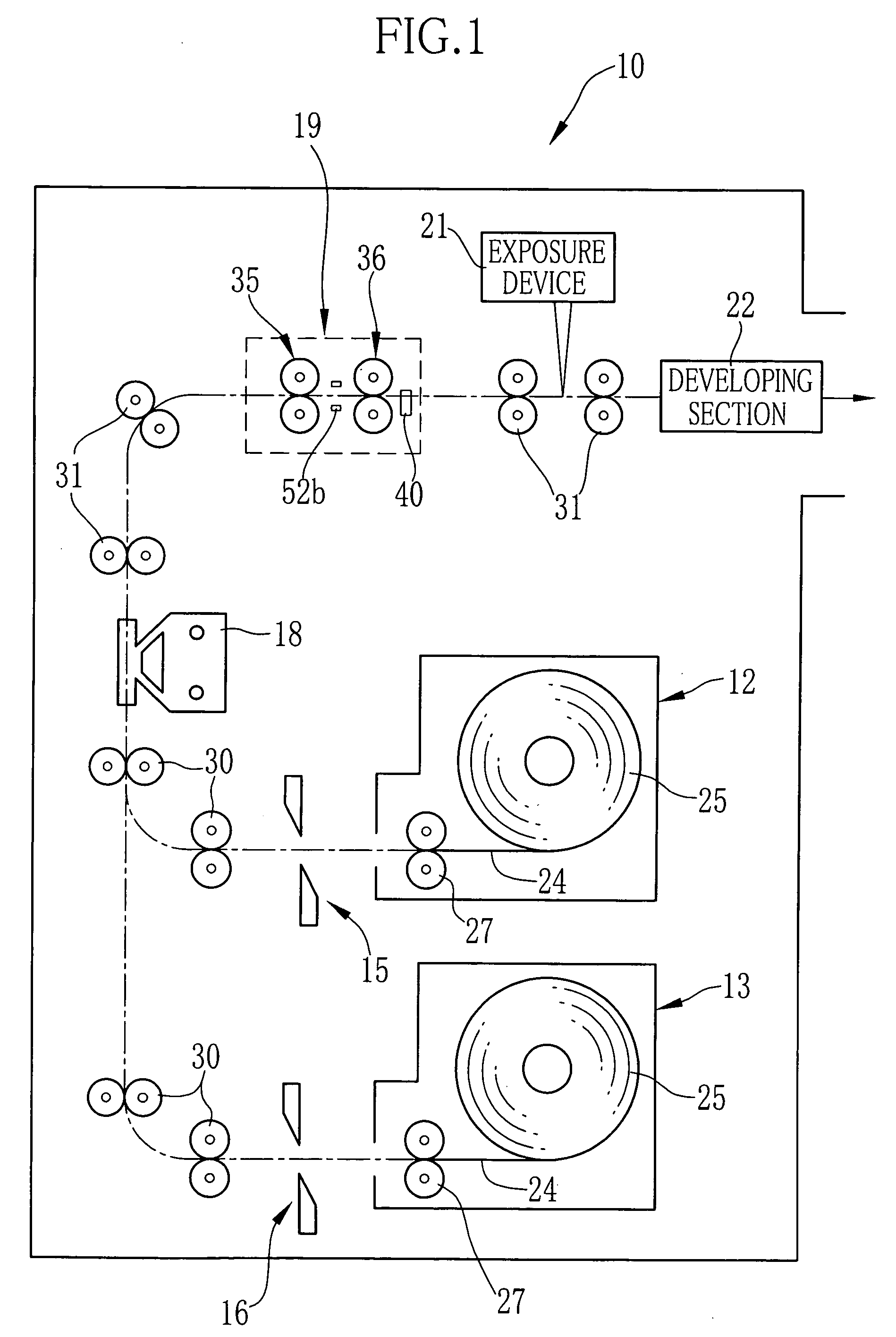 Conveyer and image recording apparatus