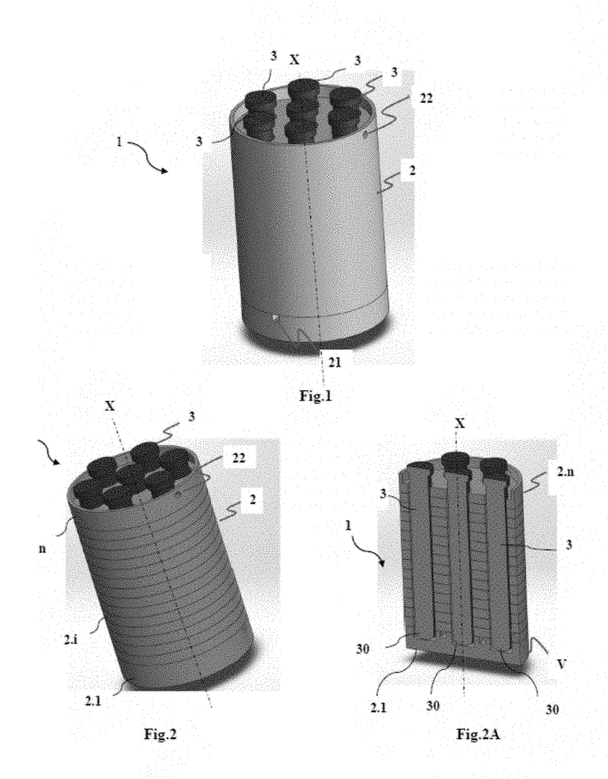 Hydrogen storage tank produced from a thermally insulating material forming cylindrical casings containing hydrides