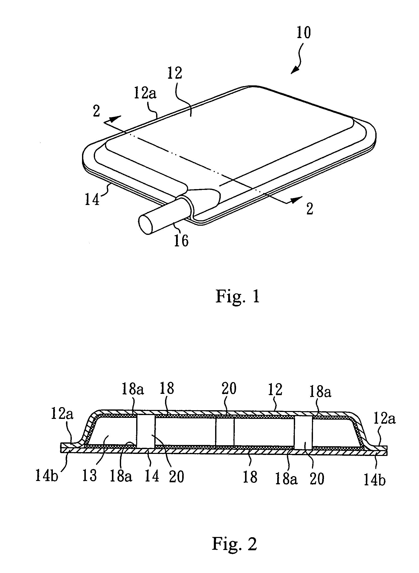 Bendable heat spreader with metallic wire mesh-based microstructure and method for fabricating same